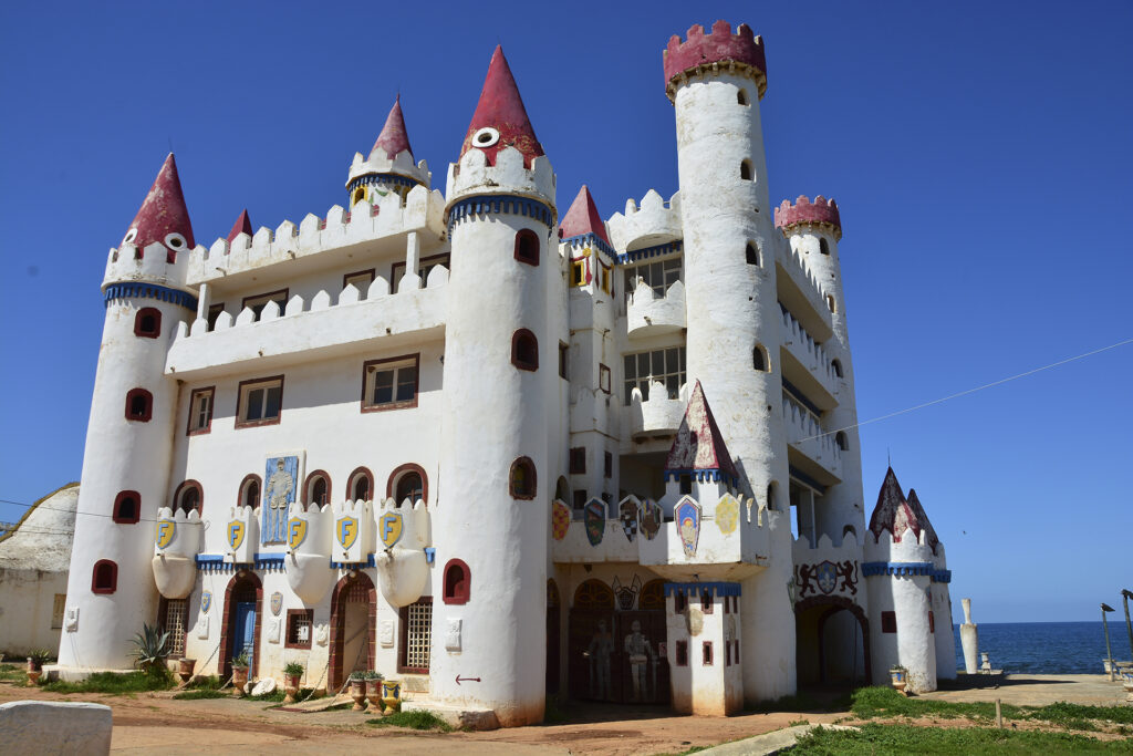 „Märchenschloss“ in Agrili, erbaut von Dr. Harry Fournier