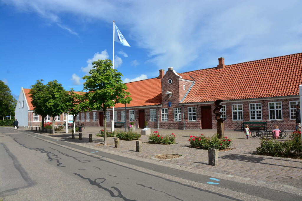 Rathaus und Touristinfo auf Fanø