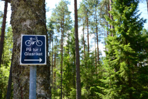 Beschilderung der Radroute durch die schwedischen Wälder/Schweden
