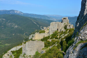 Landschaft vor Peyrepertuse