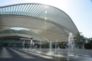 Der Bahnhof Liége Guillemins vom Architekten Santiago Calatrava