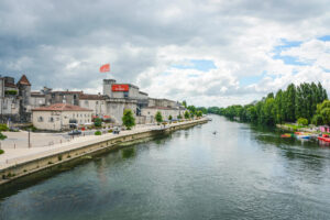 In Cognac an der Charente.